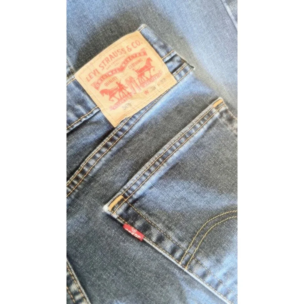 Levi’s 505 Men's Straight Leg 100% Cotton Jeans Denim Size 33 x 32 Classic